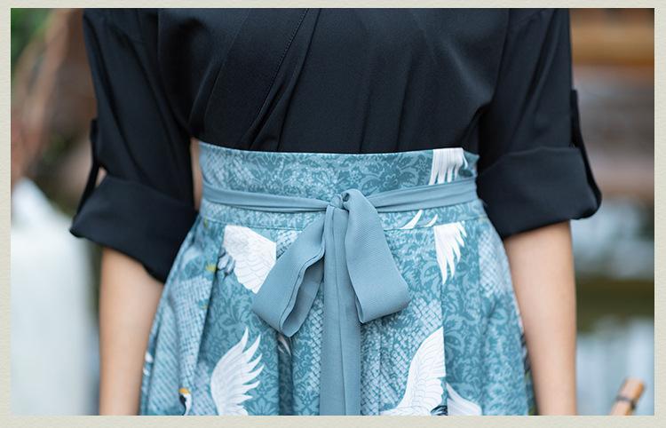 Hakama Motif Grue