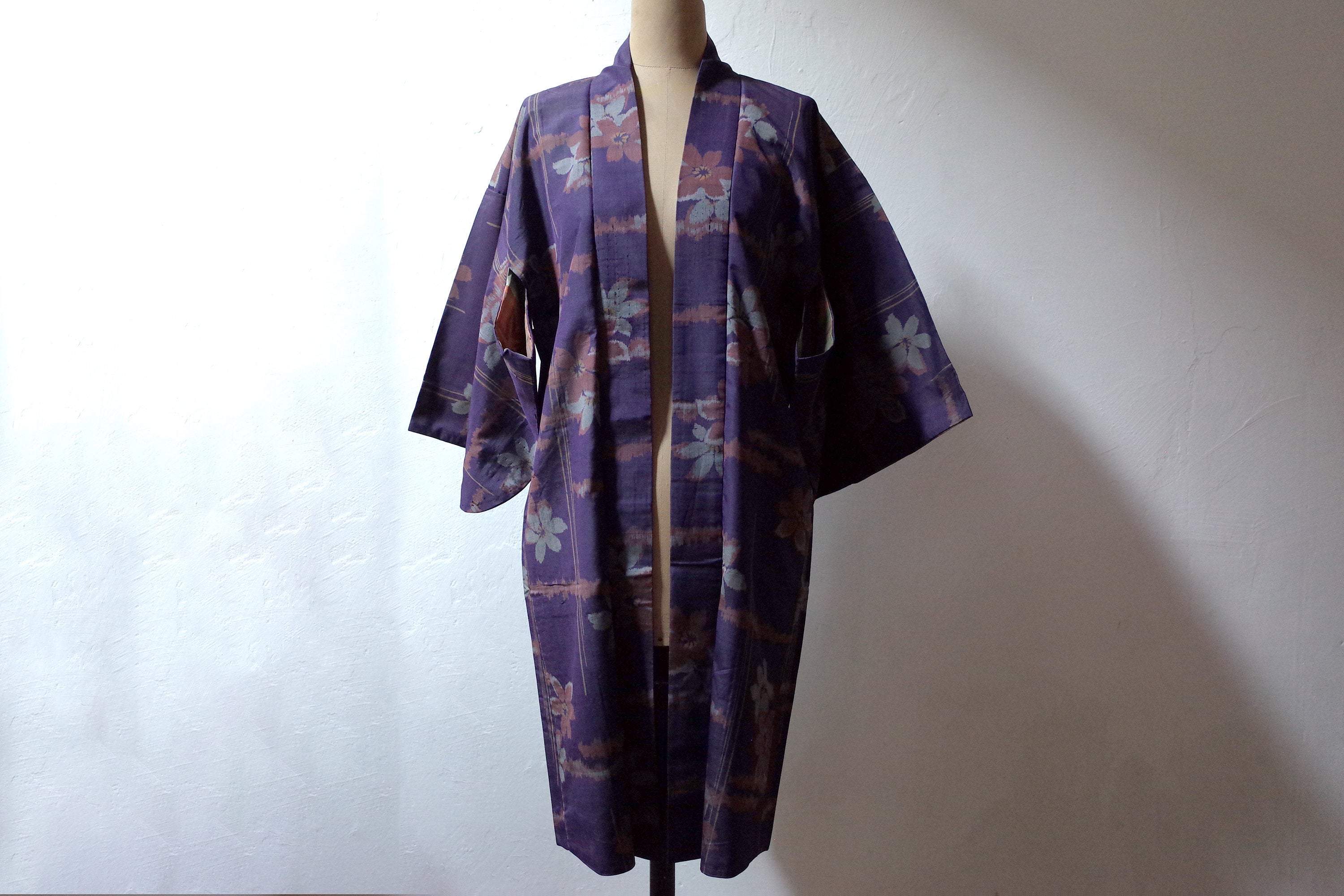 kimono, haori, vintage Japanese kimono jacket, womens silk kimono, kimono cardigan, meisen