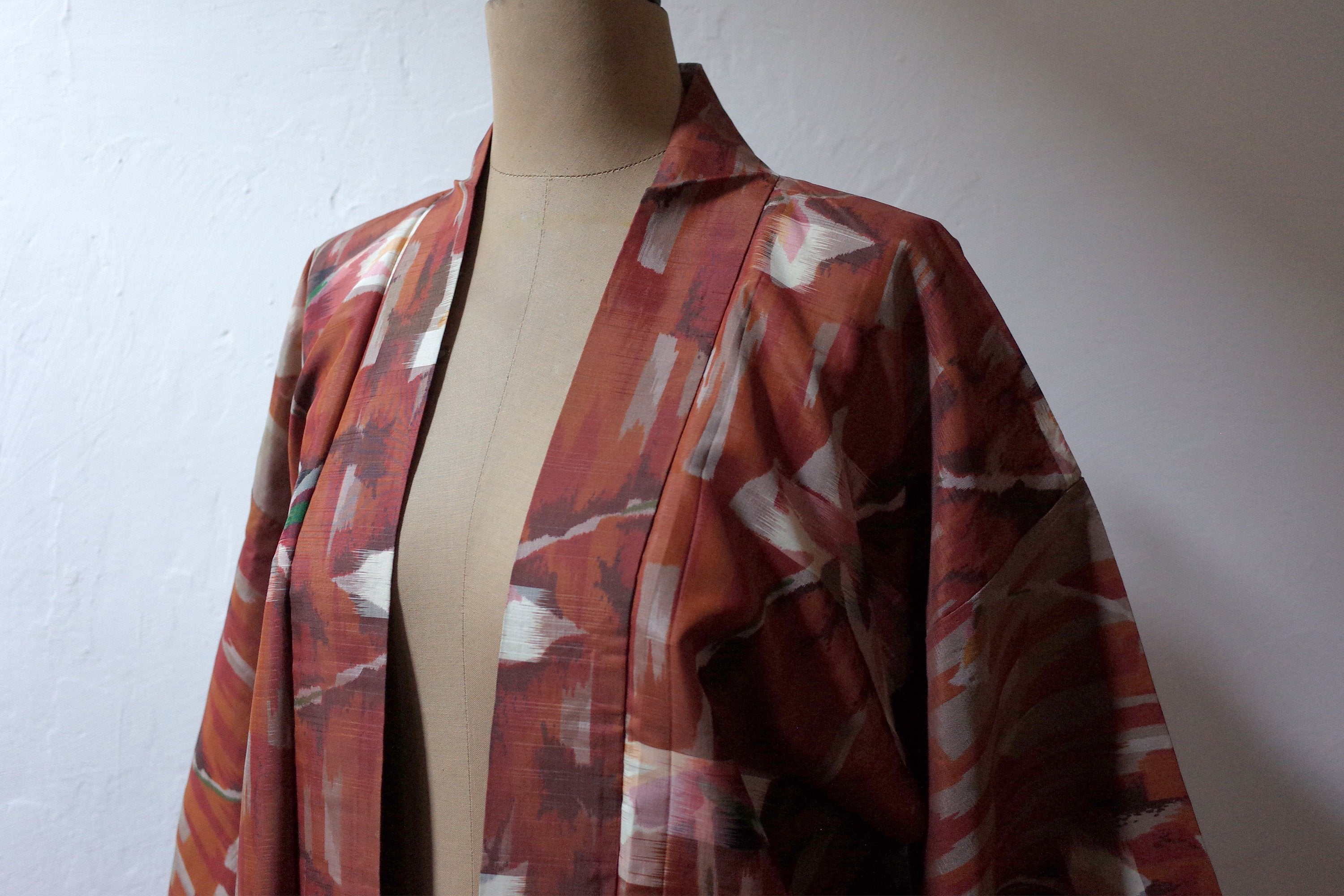 kimono, haori, vintage Japanese kimono jacket, womens silk kimono, kimono cardigan, meisen