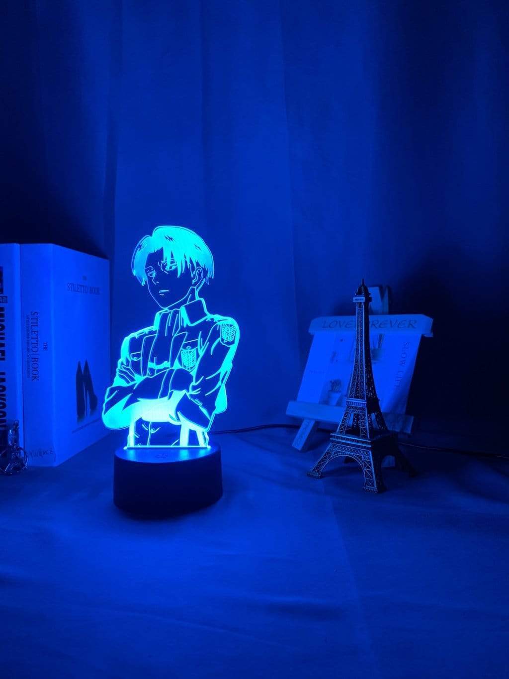 Lampe Attack on Titan for Home Room DecorCaptain Levi Ackerman Figure Night Light