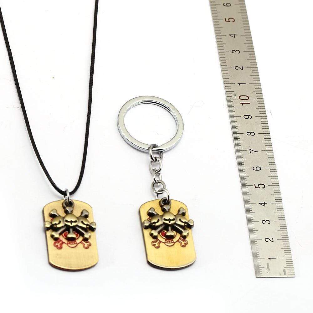 One Piece Porte-clés barbe noire Pirates Tag pendentif métal clé porte-anneau hommes voiture femmes sac porte-clés bijoux