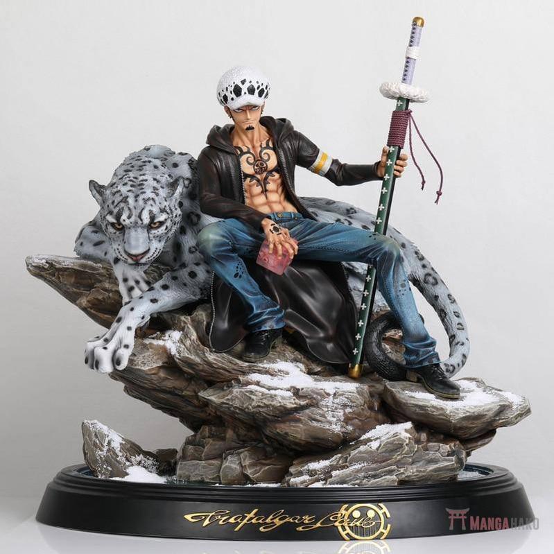 Figurine One Piece Trafalgar D. Water Law - Streetwear Style