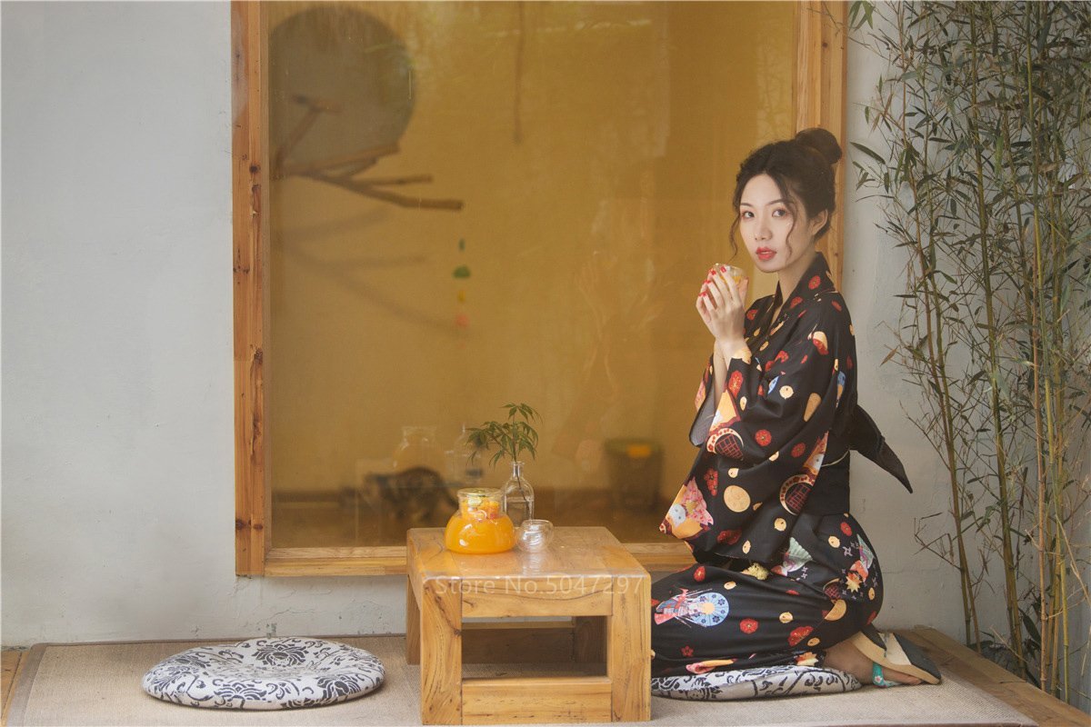 Yukata Femme Imprimé Noir